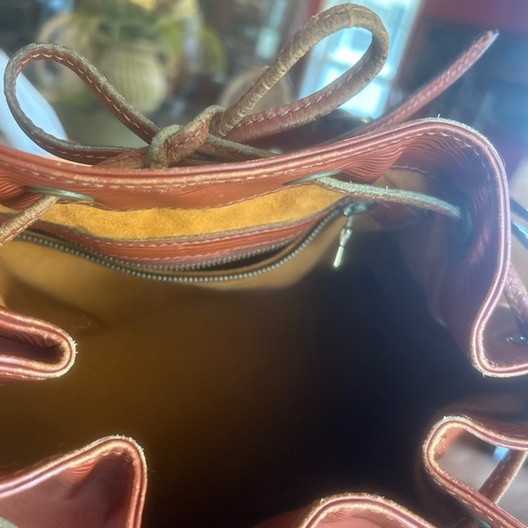 Louis Vuitton Noe Bucket Bag with LV dust bag with LV key bag - Picture 6 of 12